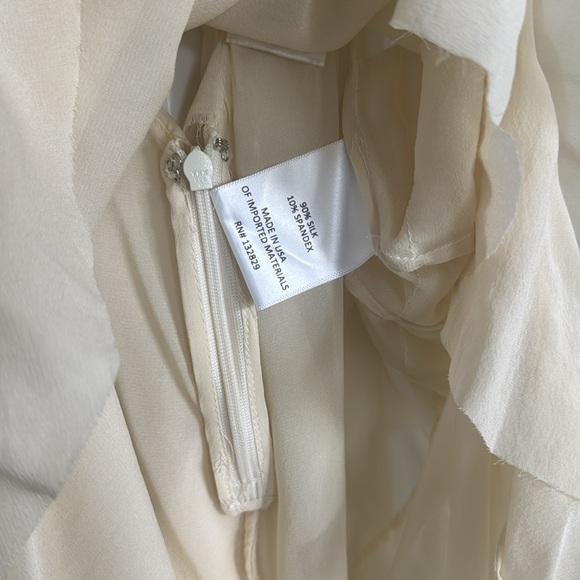 Helsa Thea Gown - Picture 9 of 12